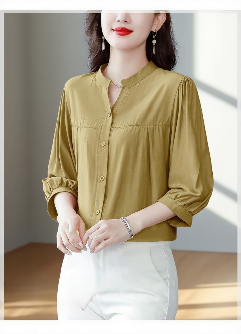 고급스러운 디자인의 여성 블라우스