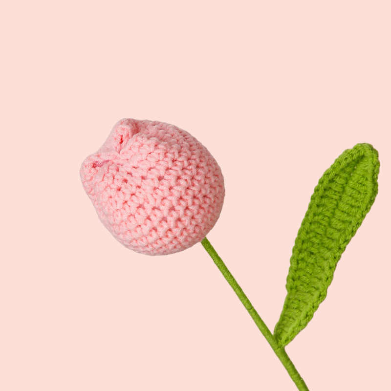 Artificial tulip flowers