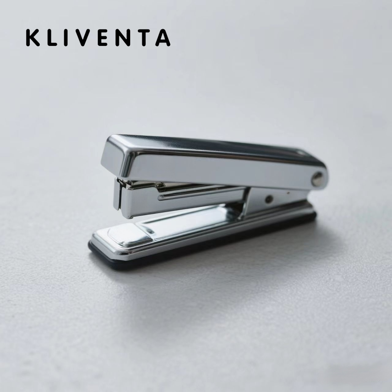 Binding machine office supplies labor-saving stapler