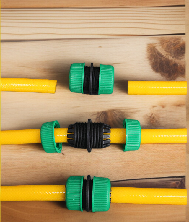 Jednoduchá instalace univerzální přípojky na hadici