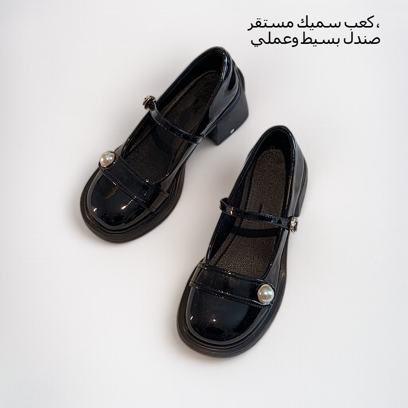 السيدات أحذية عالية الكعب