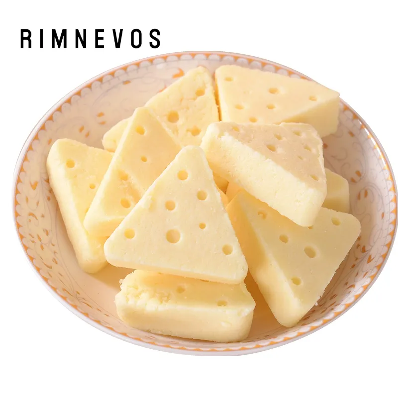 チーズの三角ミルクです