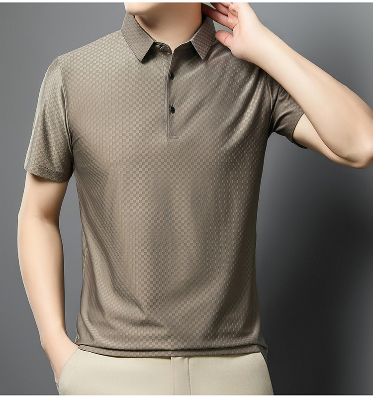 洗濯後もすぐ乾く速乾性ポロシャツ