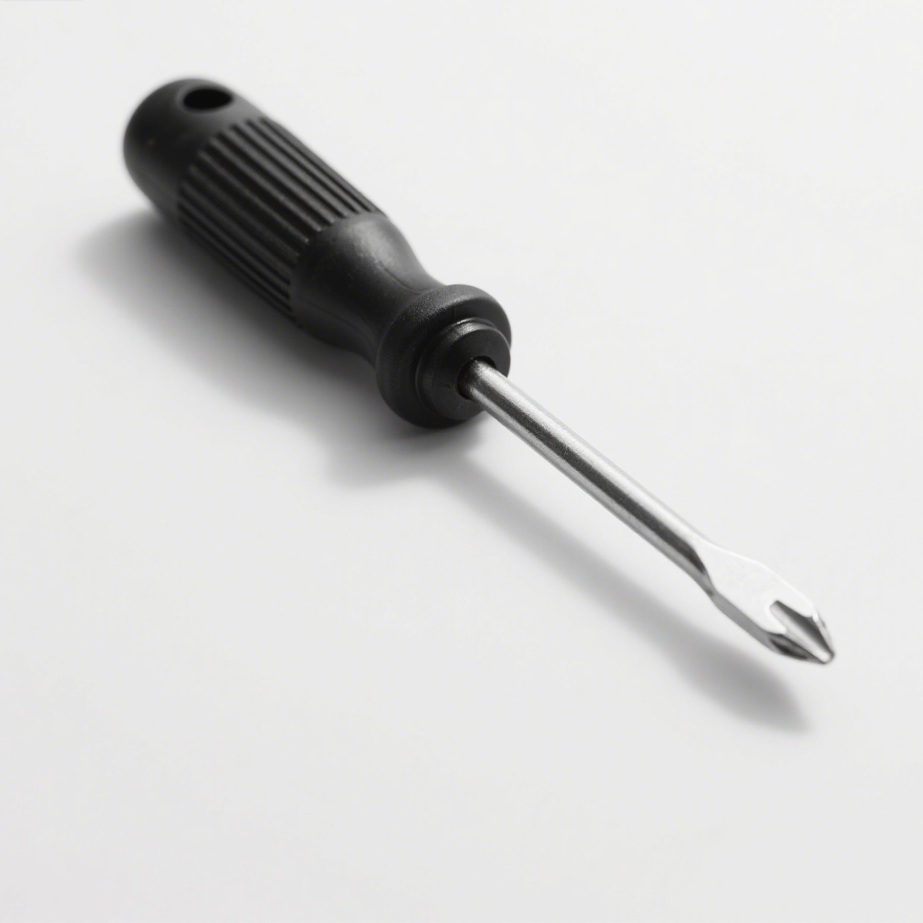 자석이 달린 크롬 바나듐 강철 스크루드라이버 전면 이미지