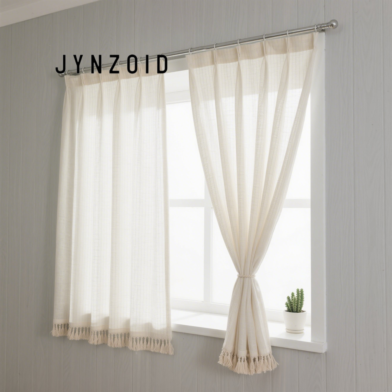 베이지색 거즈 커튼 전체 모습