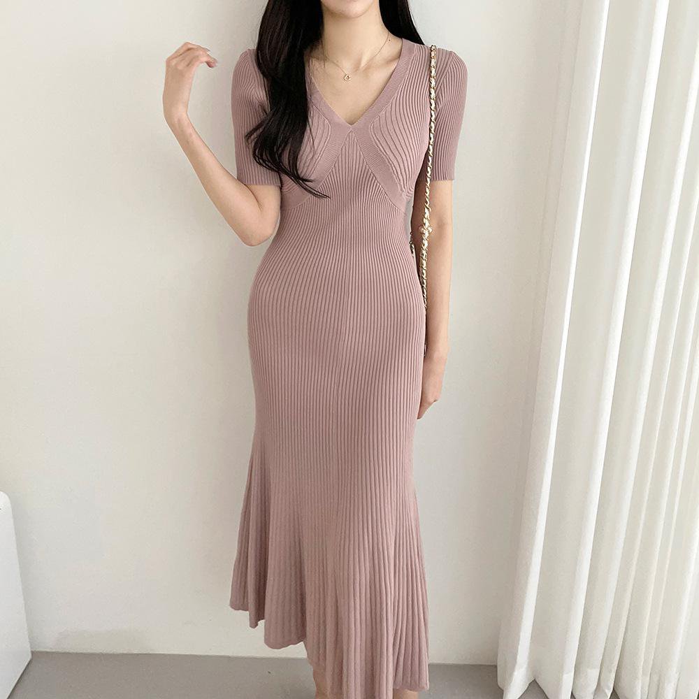 반팔 슬림 미디스커트 솔리드 니트 브이넥 풀오버 원피스