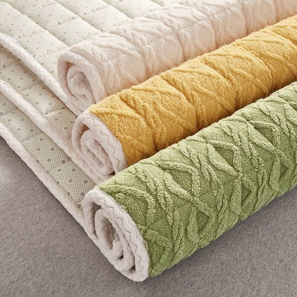 ふかふかマットレスプロテクター