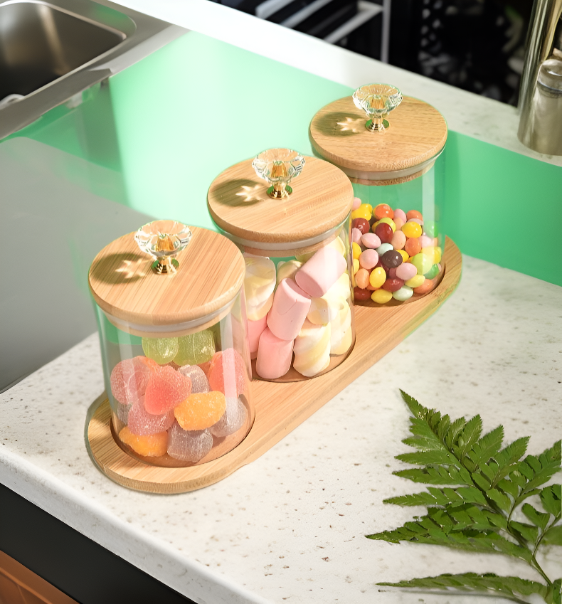 Tarros de vidrio para especias con diseño elegante