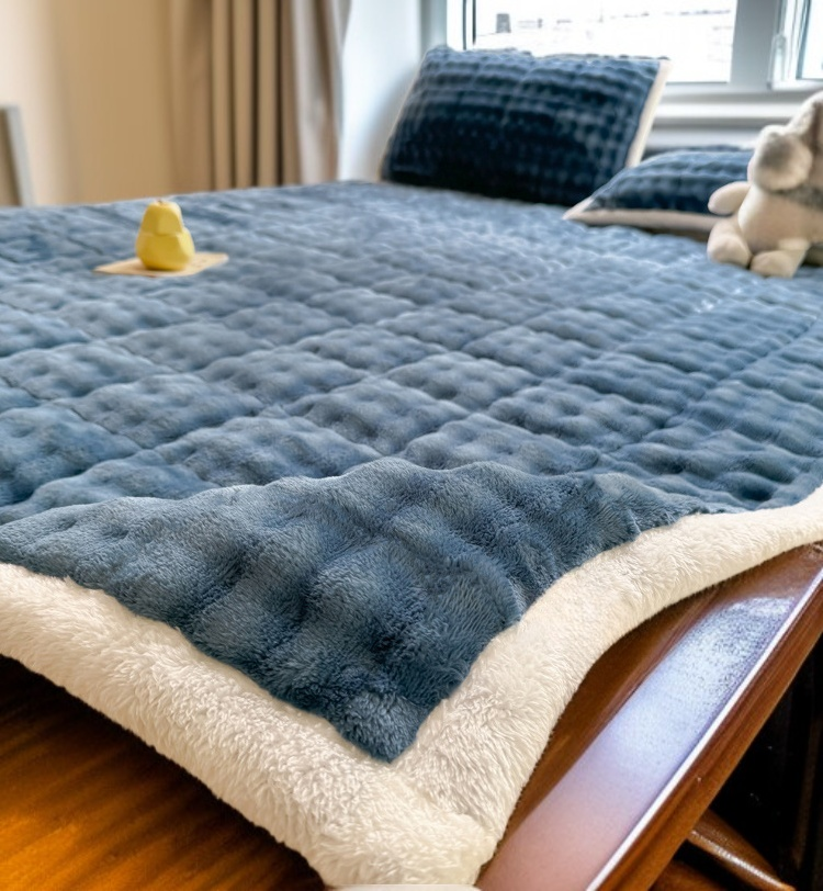 따뜻한 보온성의 캐시미어 매트리스 사용 예시