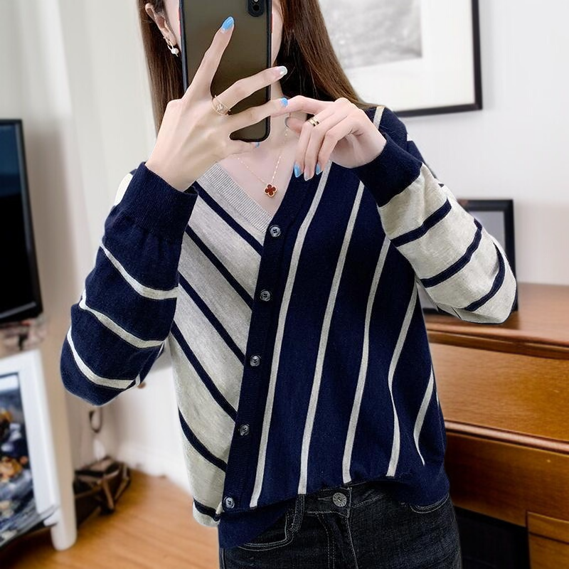 신상 봄가을 디자인 스웨터 여 루즈핏 위에 군더더기 이너 브이넥 니트 톱