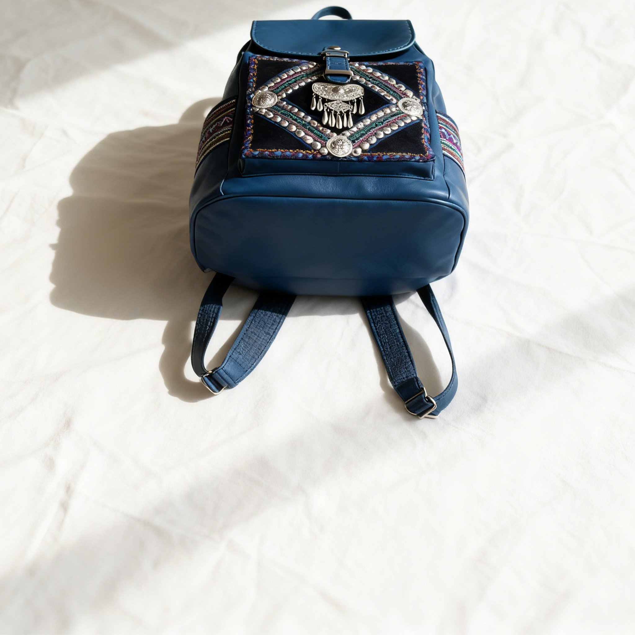 多機能ポケット付き通学バッグ