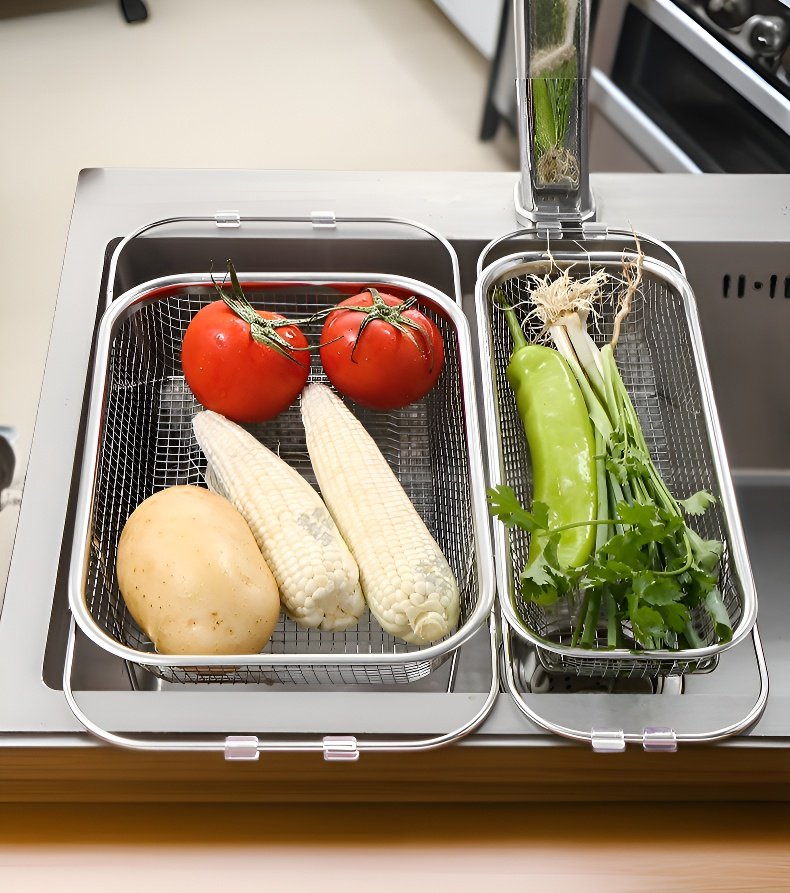 Extendable sink rack used for rinsing fruits