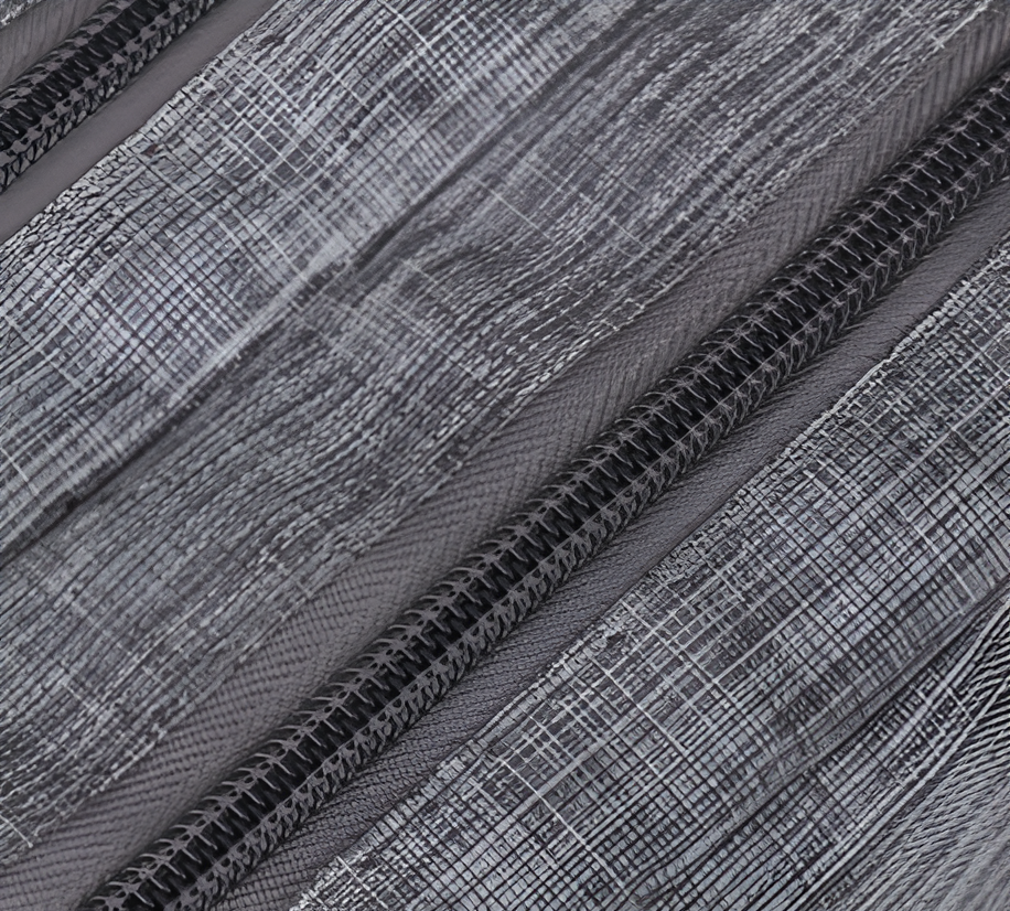 男女兼用デザインのトイレタリーバッグ