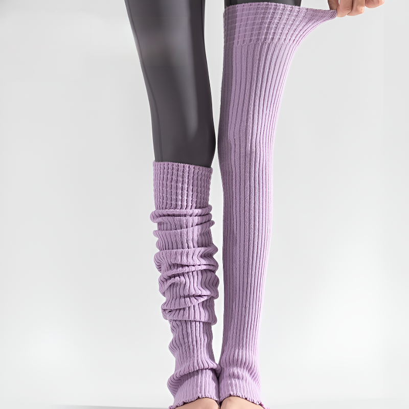 Solid color yoga socks