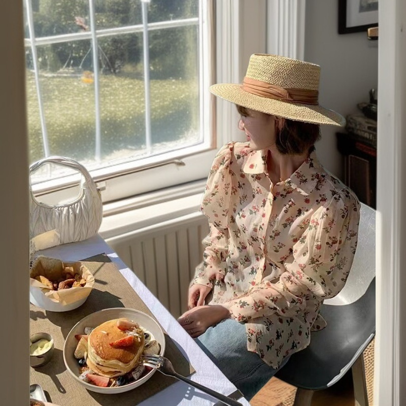 レトロ柄レディース長袖シャツ