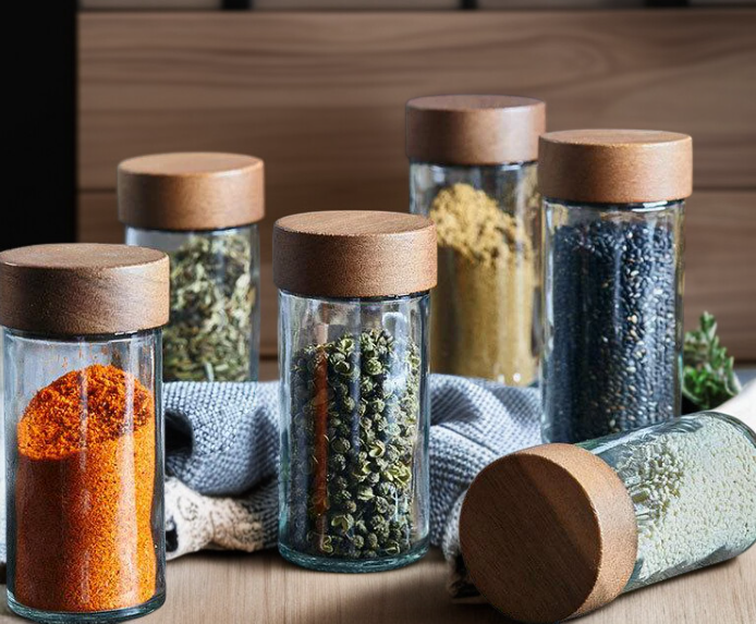 Japanisches Gewürzglas – stilvoll und praktisch