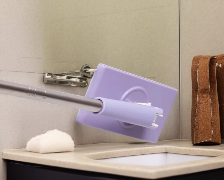 미니 세면대에 적합한 공간 절약형 청소 밀대