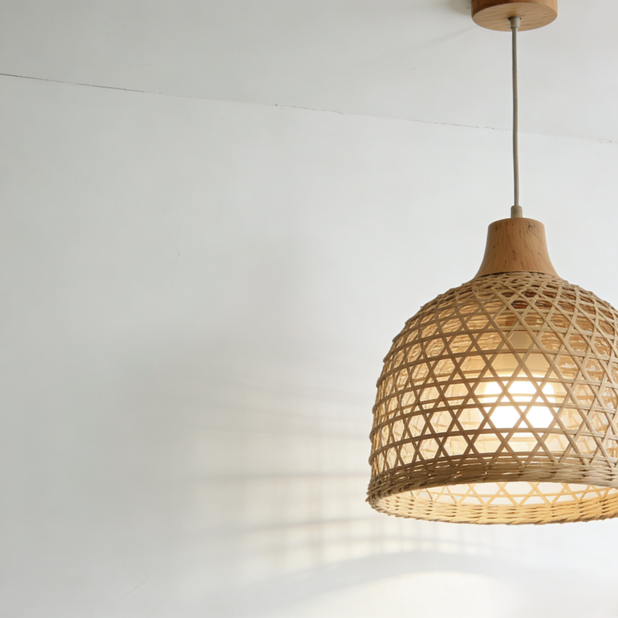 オープンワーク装飾吊り下げ照明の全体画像