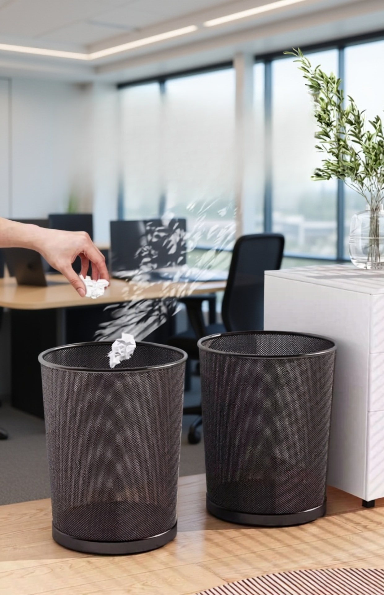 모던 디자인의 다기능 쓰레기통