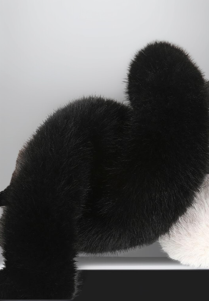 車内インテリアとマッチするハンドルカバー