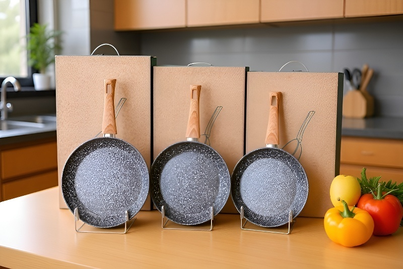 مقلاة متينة للطهي اليومي