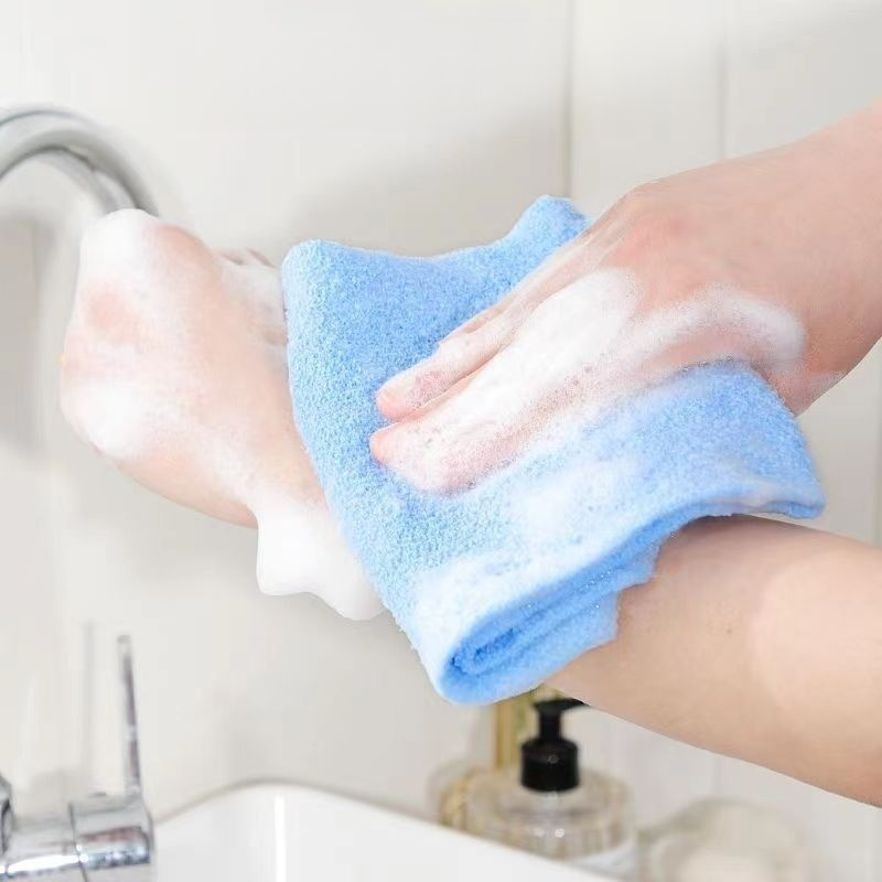 Serviette exfoliante épaissie pour nettoyer le dos
