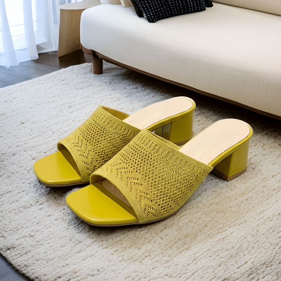 夏季新款時尚輕盈外出女涼鞋