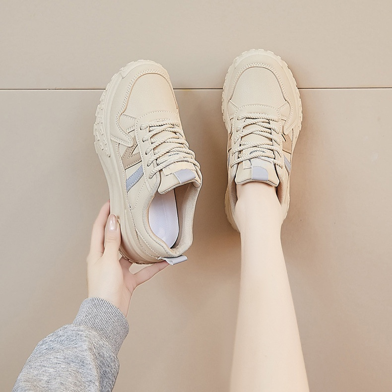 أحذية كاجوال ذات نعل سميك تحافظ على راحة قدميك طوال اليوم