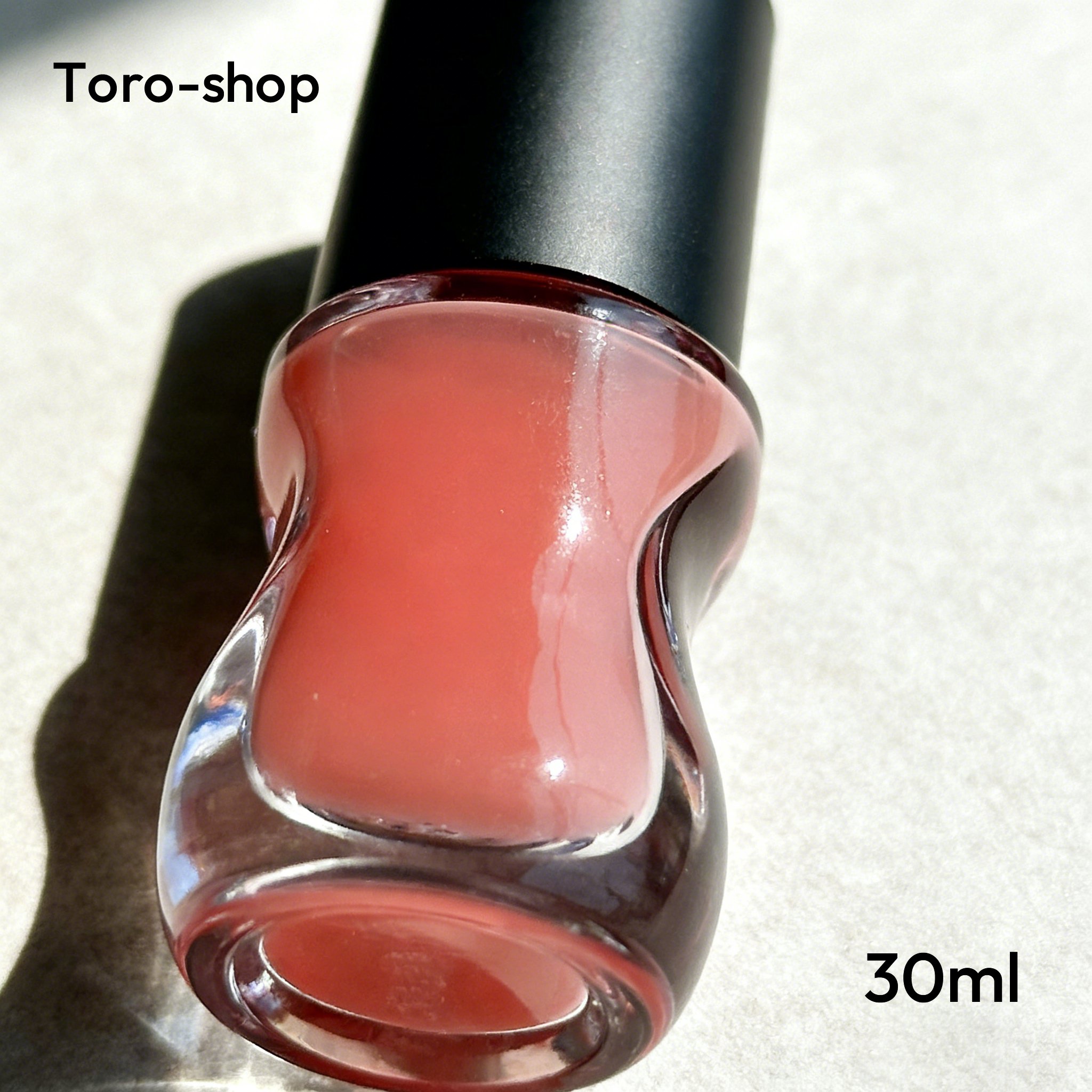 ลิปเซรั่มเติมเต็มปากอวบอิ่ม