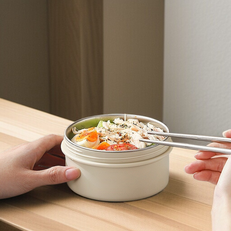 휴대하기 쉬운 도시락 보온팩 디자인