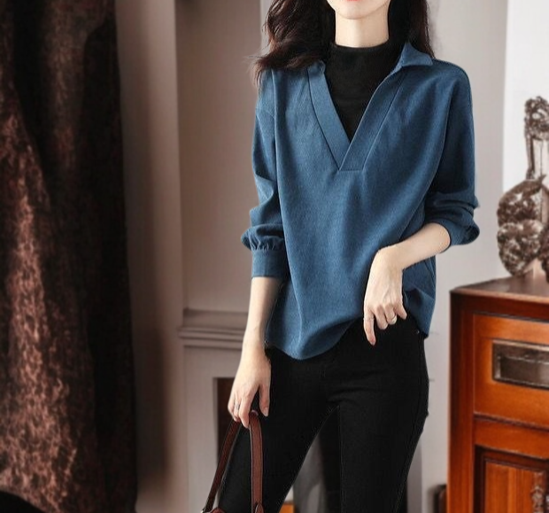 트렌디한 가을 겨울 여성 상의 착용컷