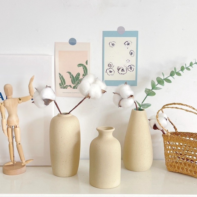 マット仕上げ純白セラミック花瓶 リビング用フラワーベース