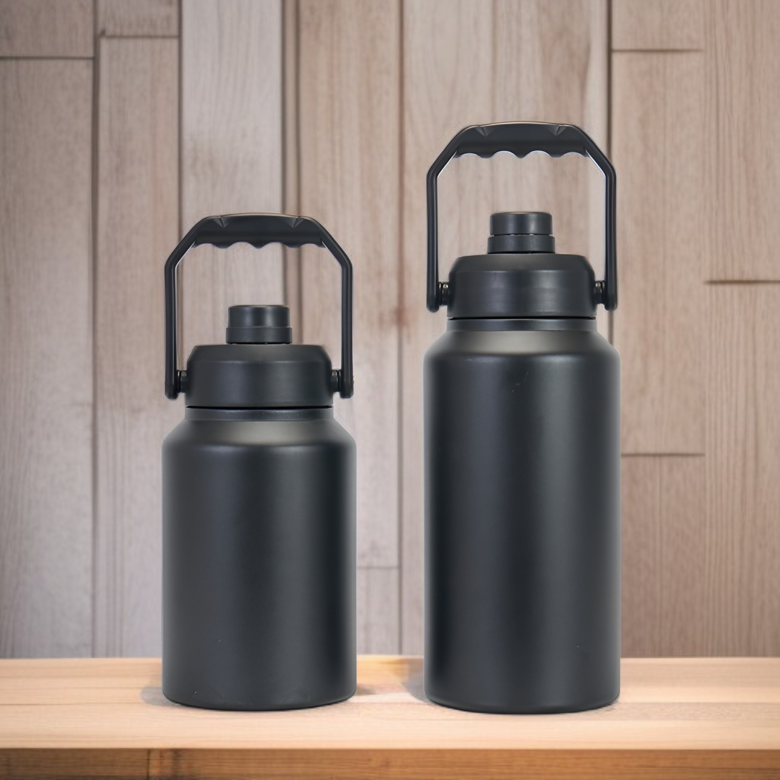 피크닉 테이블 위 아이스 버킷 모습