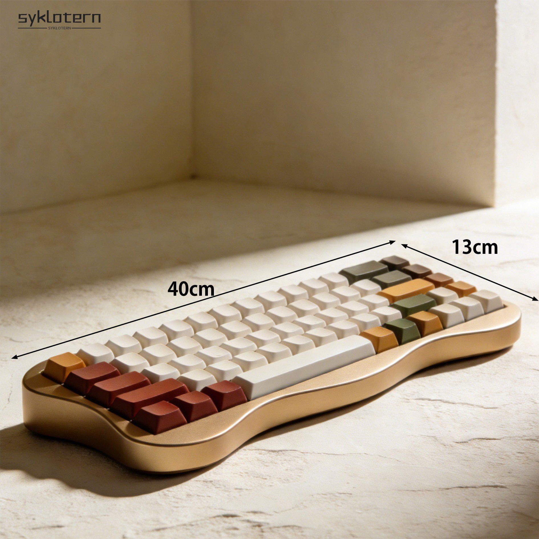 遊戲玩家使用機械鍵盤場景