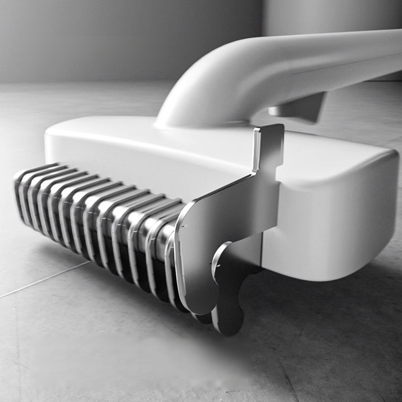 Cat grooming comb to remove tangles