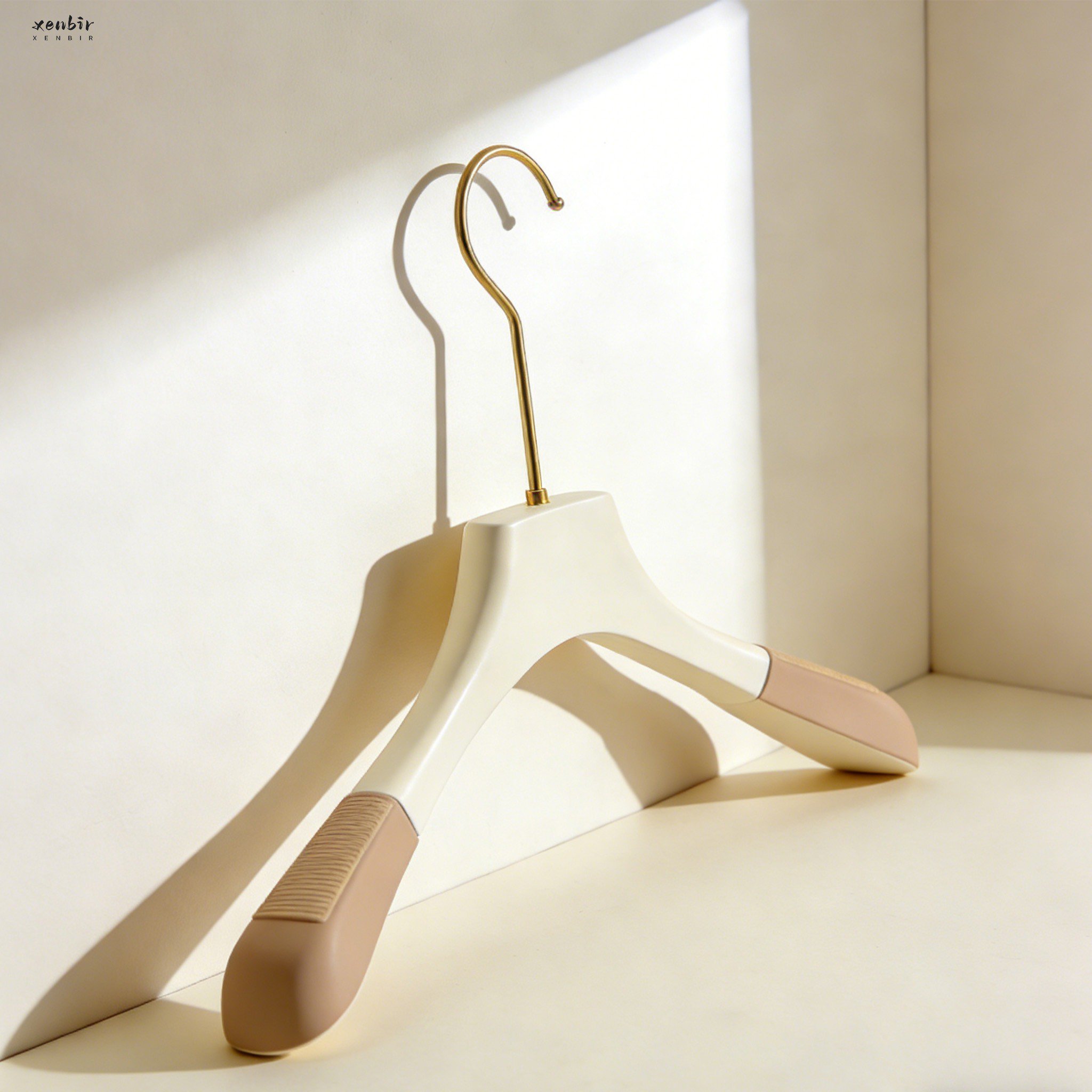 ไม้แขวนเสื้อ (50 ชิ้น)