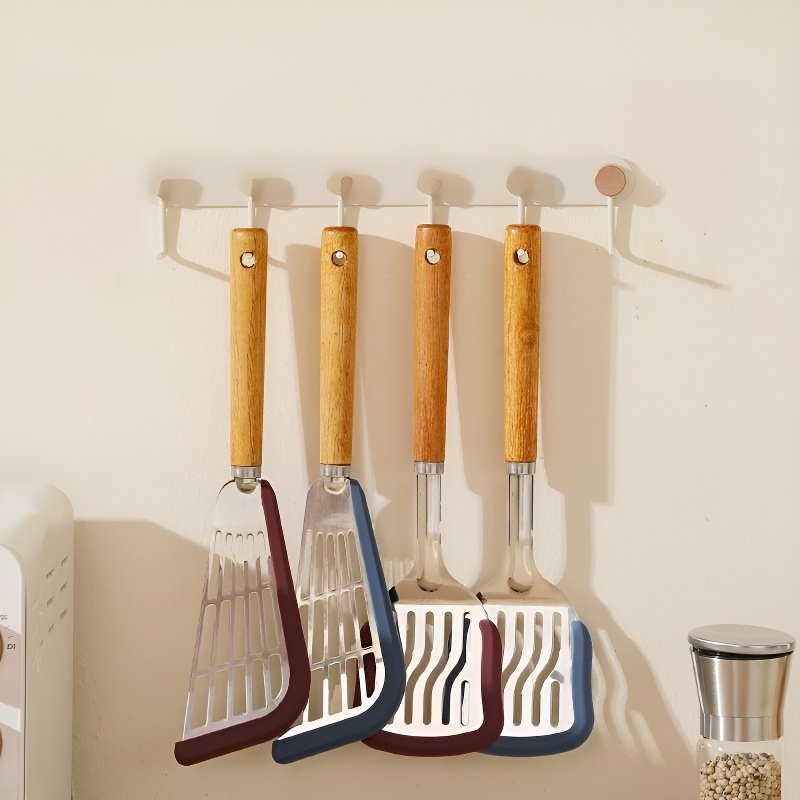 원목 코팅 프라이팬과 실리콘 주걱