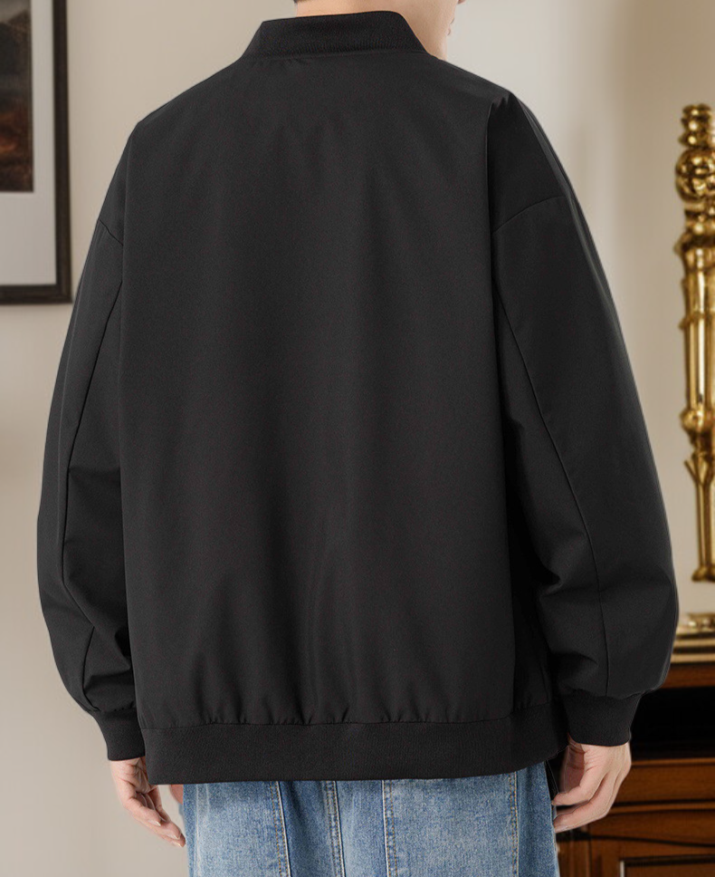 남성 슬림 캐주얼 재킷 착용 예시