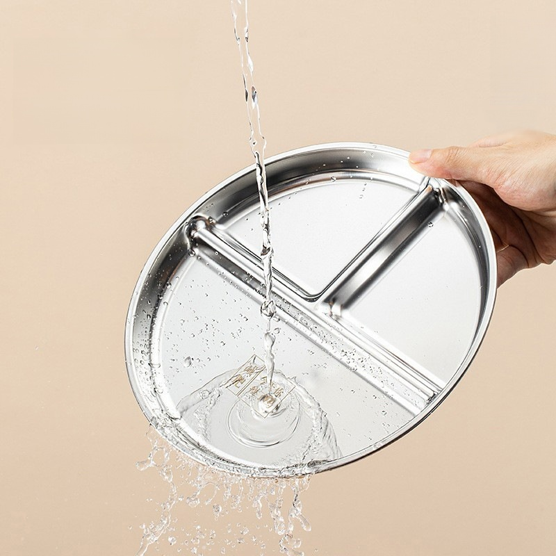 Plato de tres compartimentos