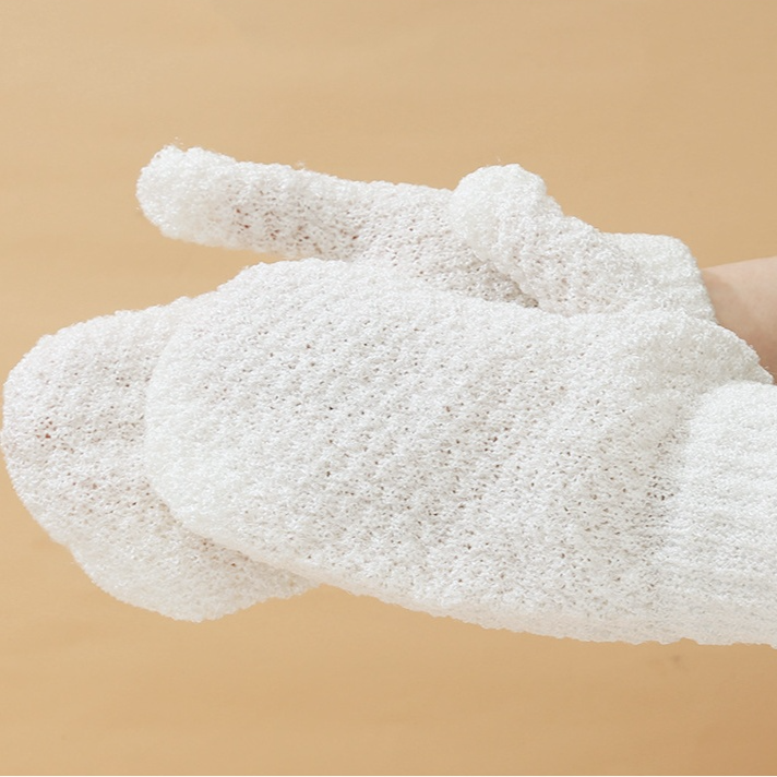Gant de gommage pour le bain