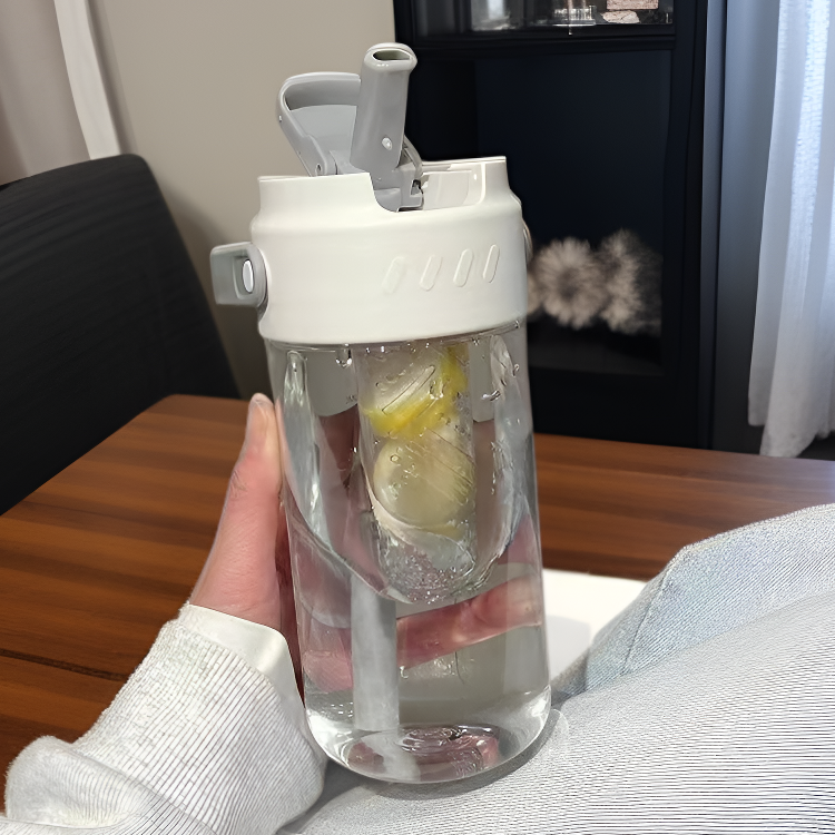 Student Large Capacity Plastic Water Cup with Straw