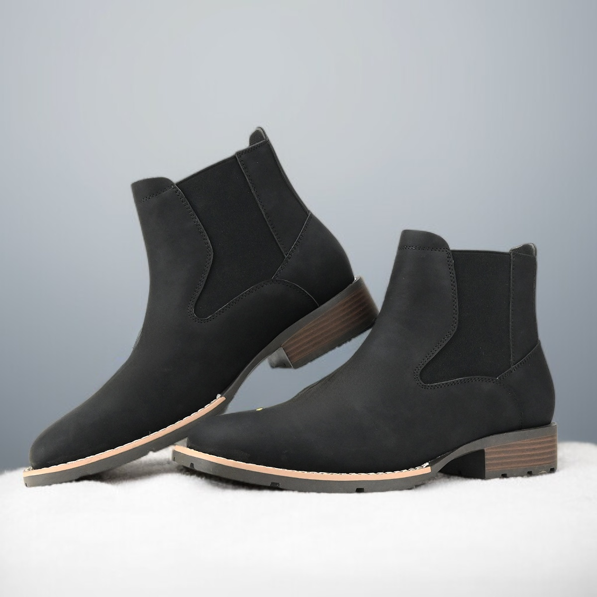 カジュアルコーデに合うメンズブーツ