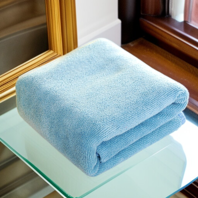 فوطة تنظيف وتجفيف للسيارة من المايكروفايبر