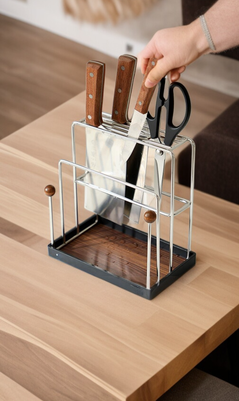 省スペース設計の包丁ラック