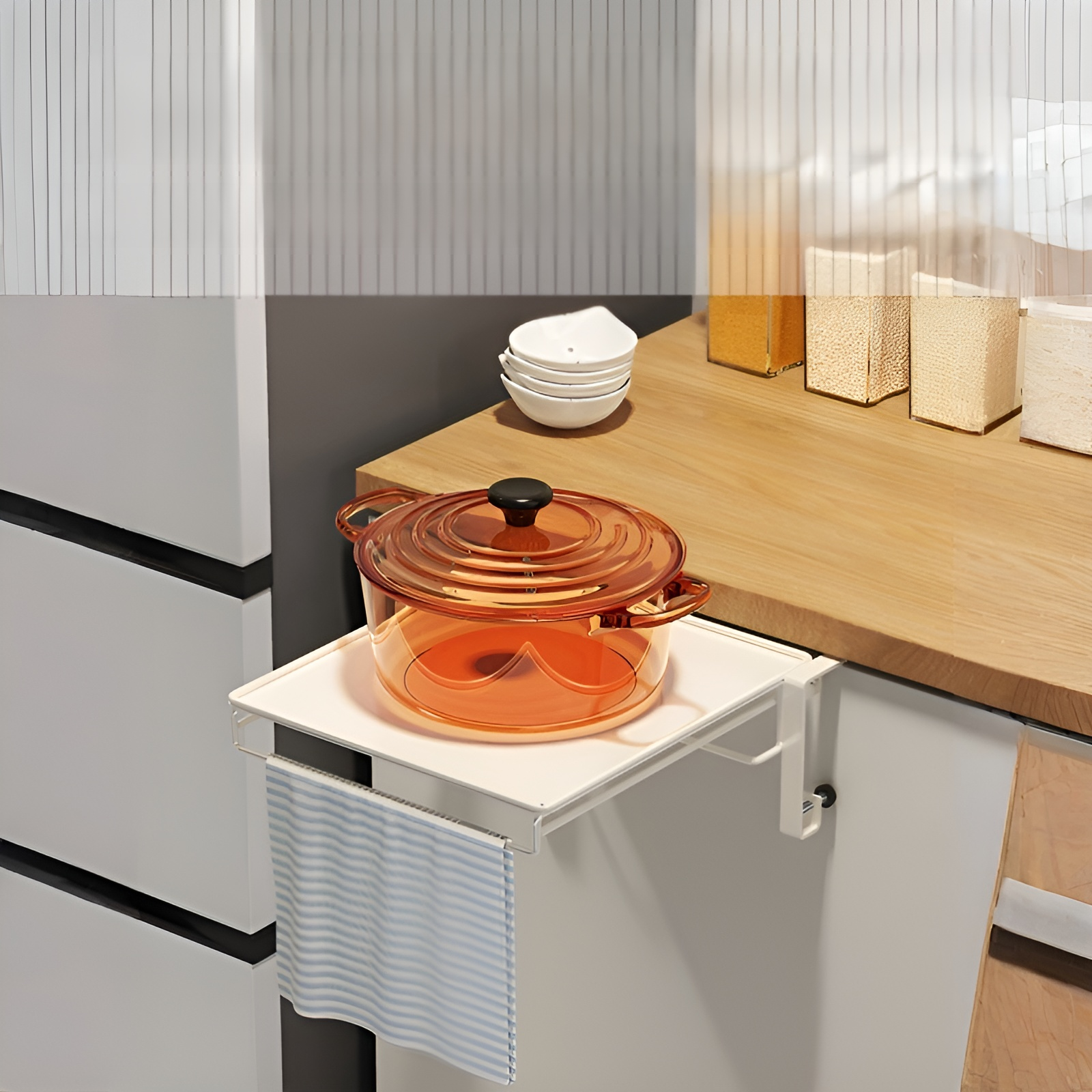 Estante de cocina con tablero plegable