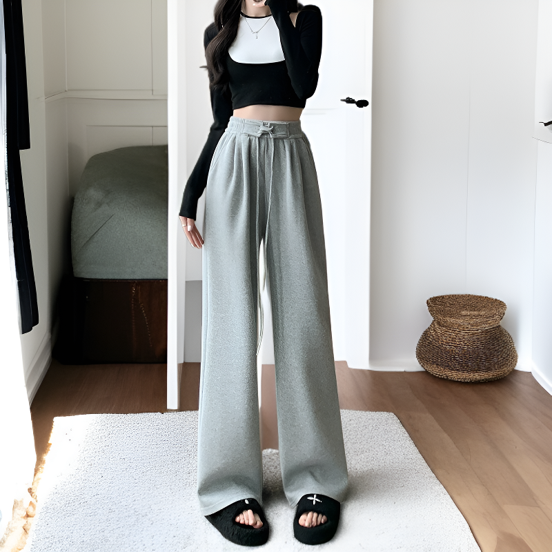 レディース ベージュ オールマイティストレートパンツ