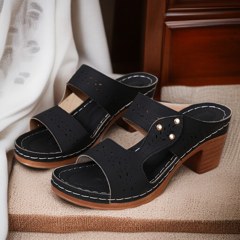 Women's Plus Size Hollow Out Chunky Heel Round Toe Slippers