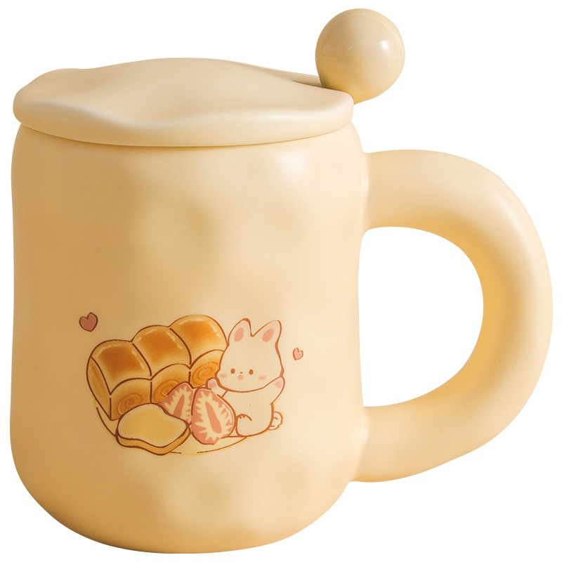 陶器のコーヒーカップ