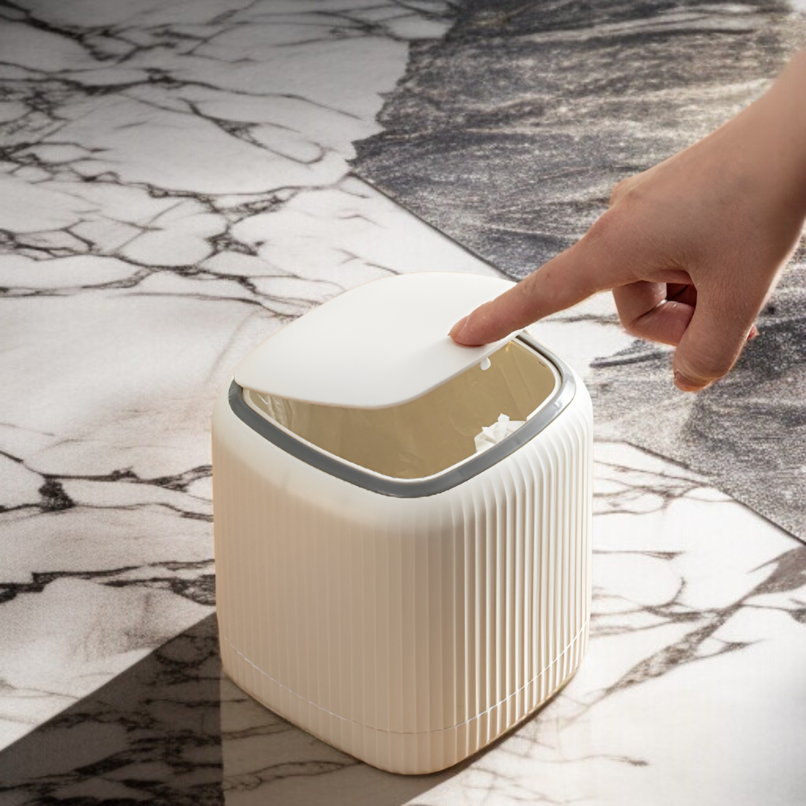 데스크톱 압축탄 덮개 쓰레기통