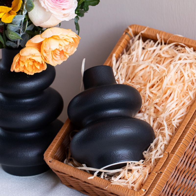 Ceramic frosted vase